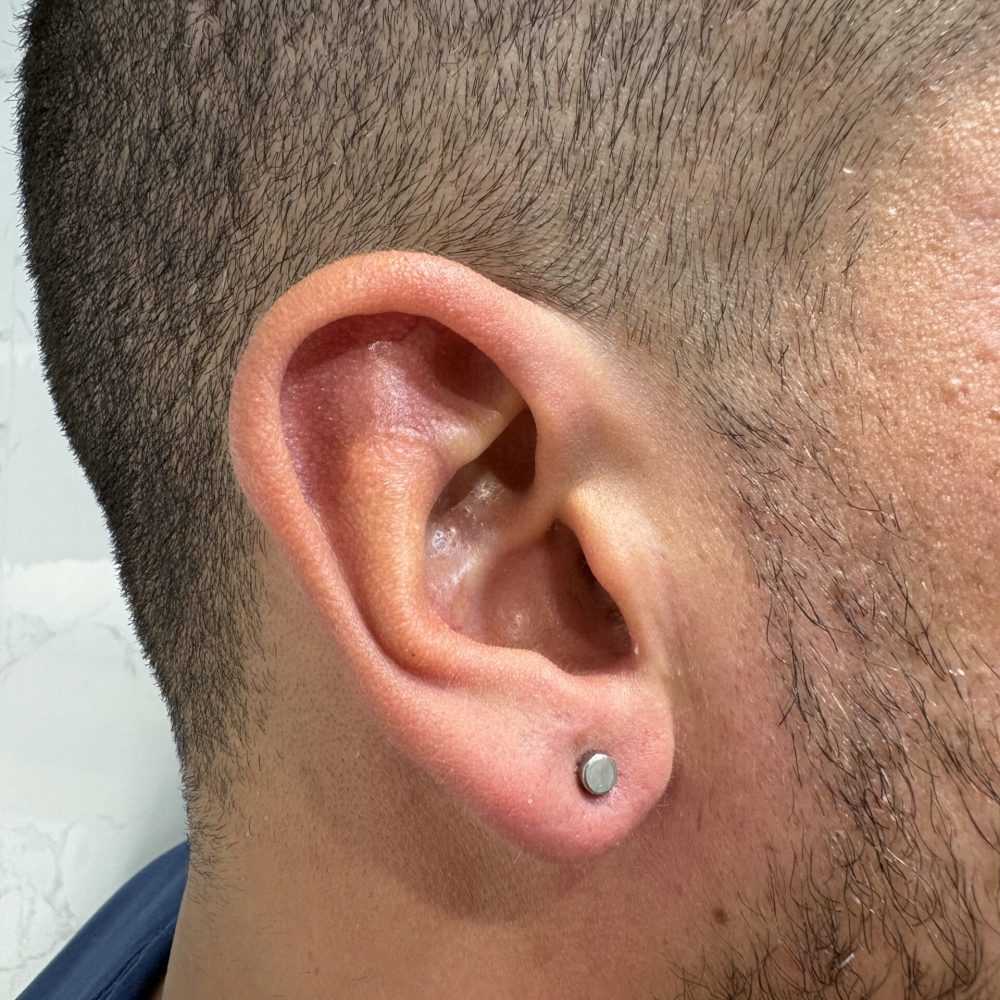 A878E57F-3F6C-43DD-B21A-1D515ADE28BD